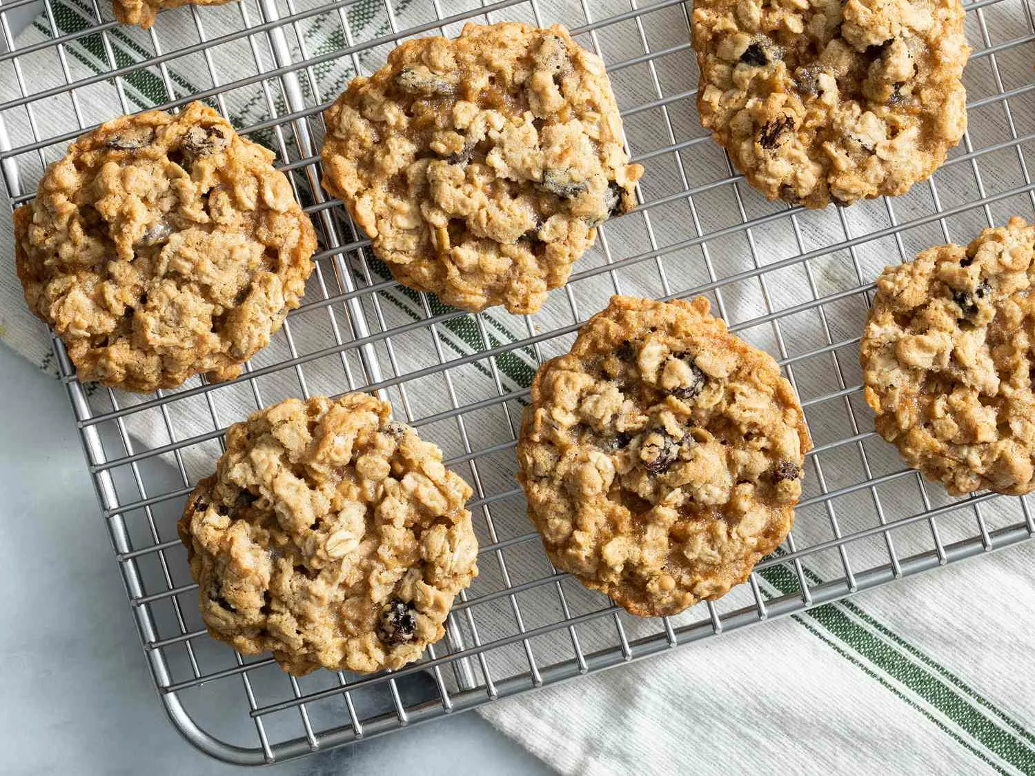 Kuinka valmistaa rapeita "Crumble Cookies" -keksejä