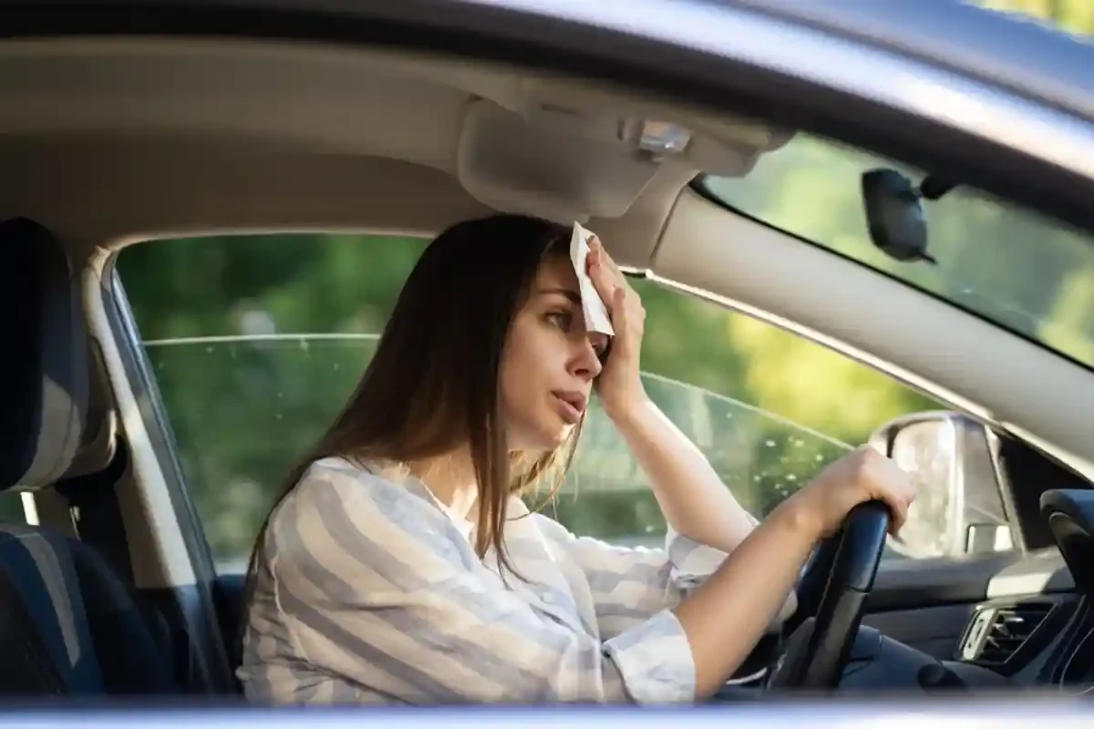 Avoimet ikkunat autossa – Miksi se ei ole hyvä idea kesällä