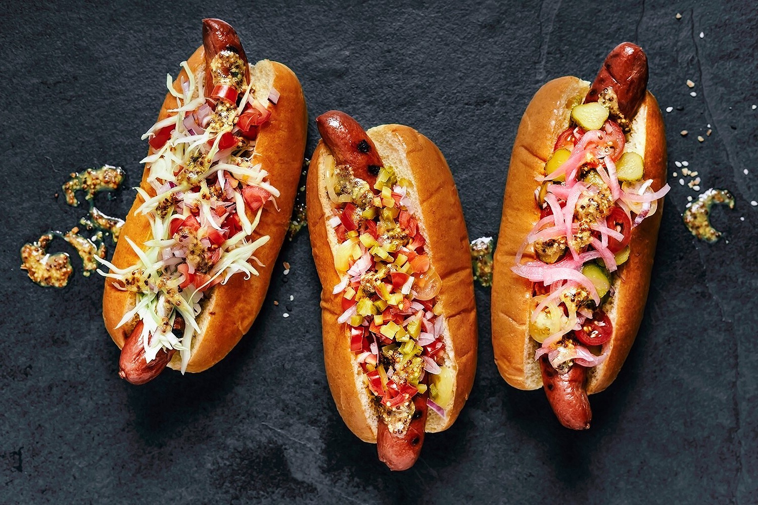 Kotitekoinen hot dog: Helppo resepti koko perheelle