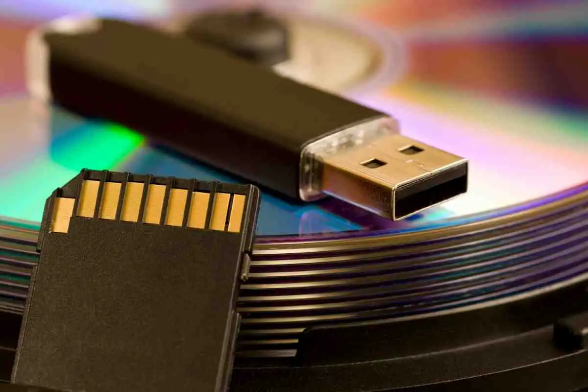 Uusi mullistava flash-muisti: Miljoona kertaa nopeampi kuin tavallinen USB