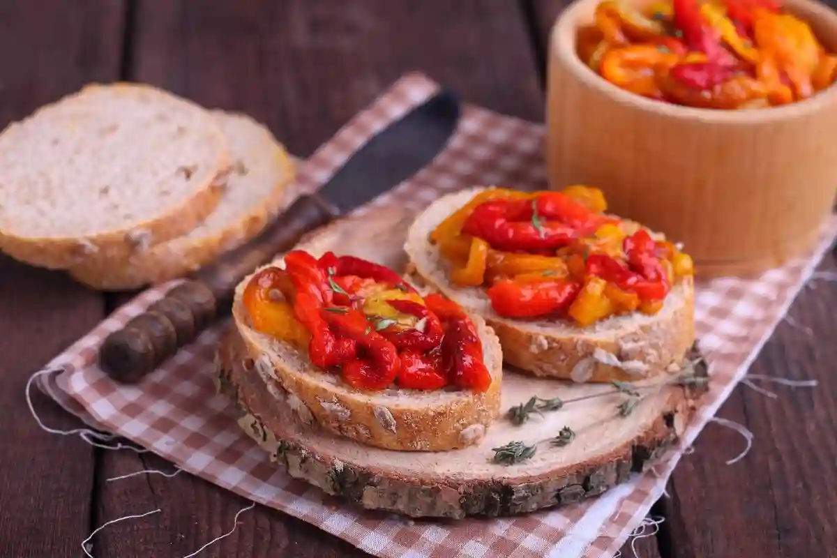Paahdettu paprika: herkullinen välipala koko kaudelle
