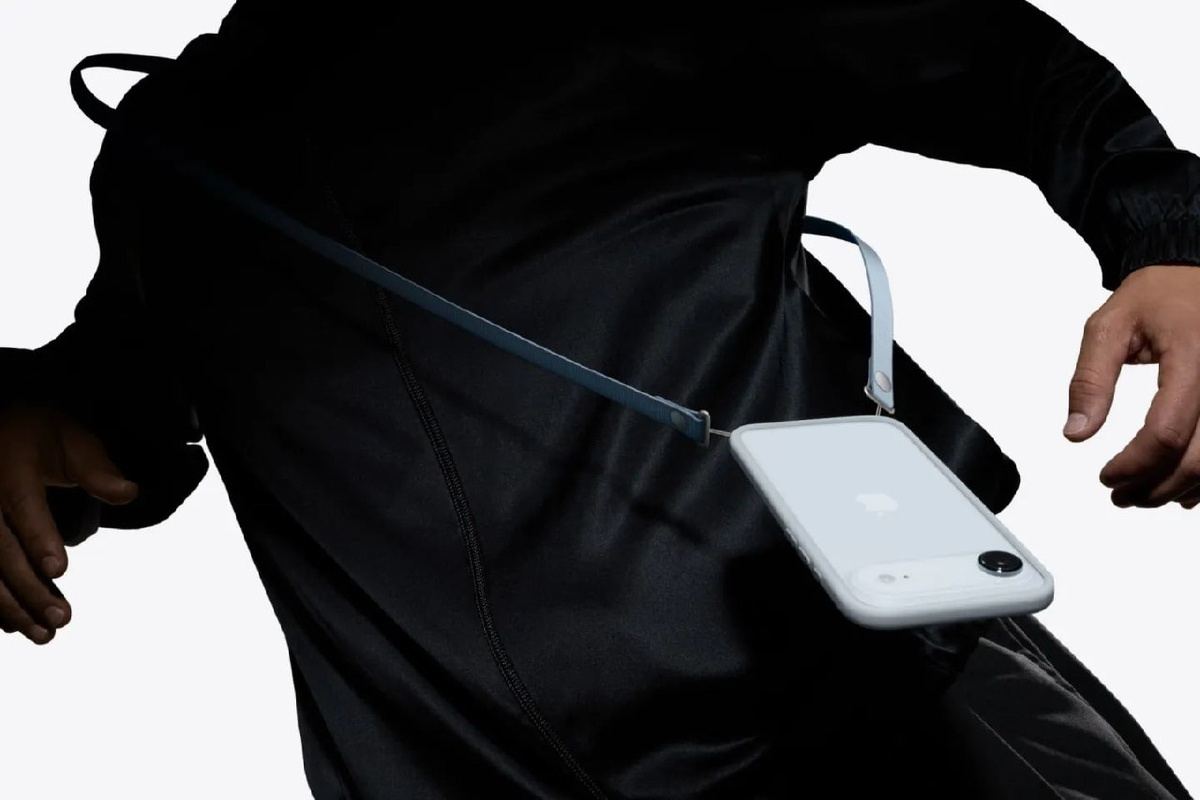 Apple Crossbody Strap: iPhone 17:n hihna 59 dollarilla – mutta vaatii myös kotelon 59 dollarilla