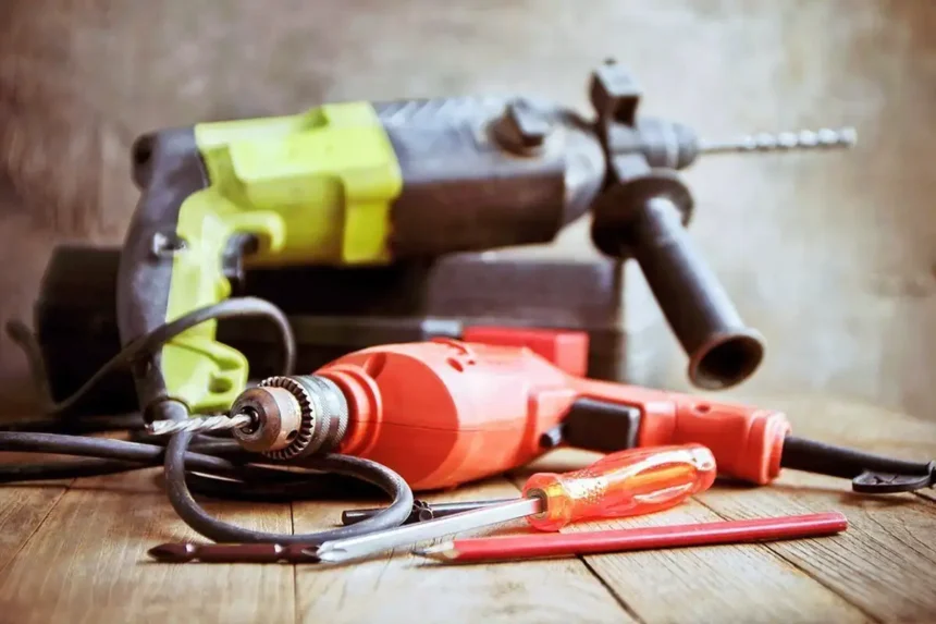 Tarvitaanko porakoneen voitelu ja miten se pidentää ikää