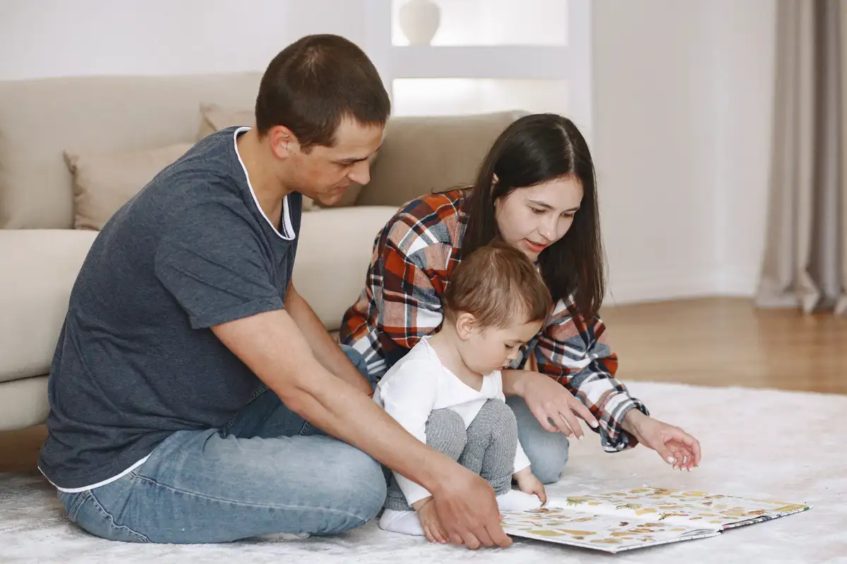 7 tehokasta kysymystä, jotka avaavat lapsen mielen ja rakentavat menestyksen perustan