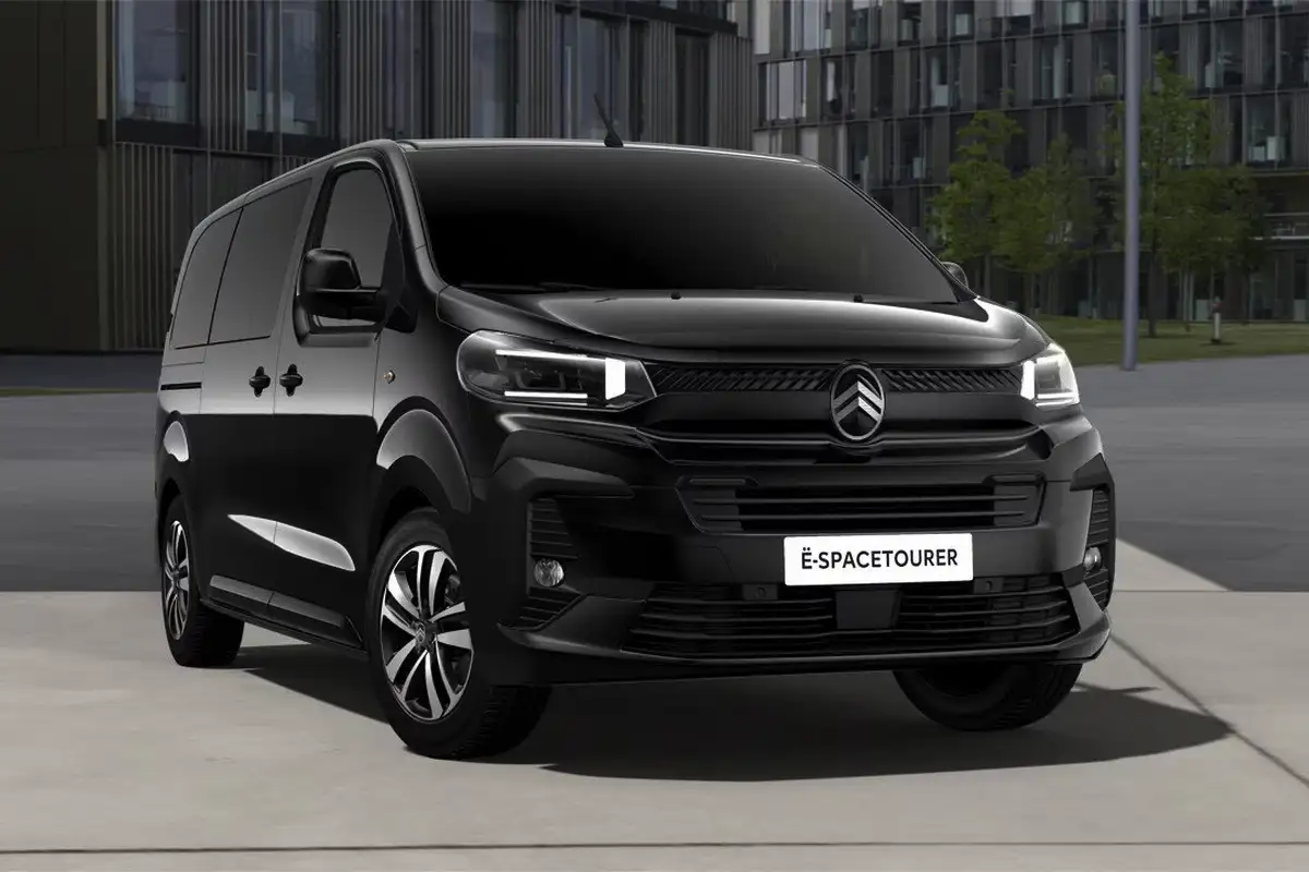 Citroën SpaceTourer: 9-paikkainen tila-auto, joka tekee pitkistä matkoista unelmaa