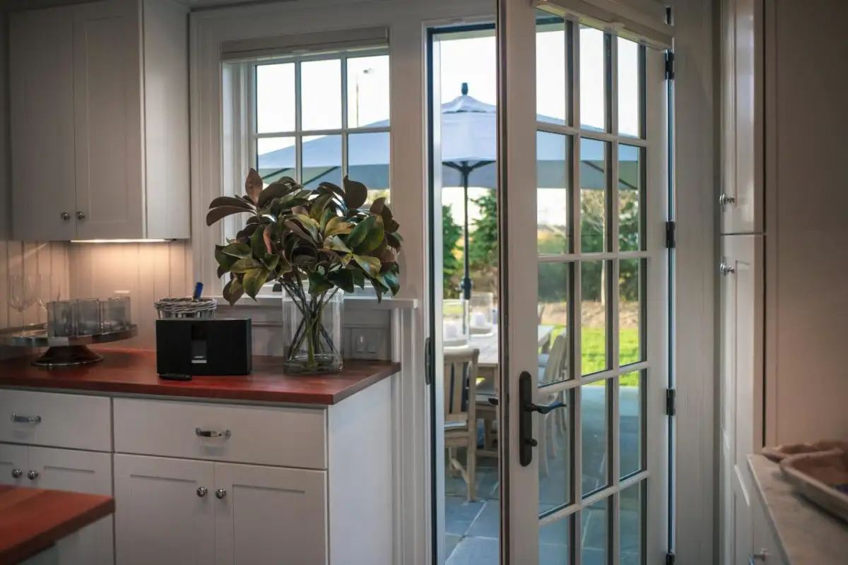 Neilikkakattila ja mummun muut kultaiset niksit – näin paistat vaikka joka ilta, eikä koti haise koskaan friteeraukselta