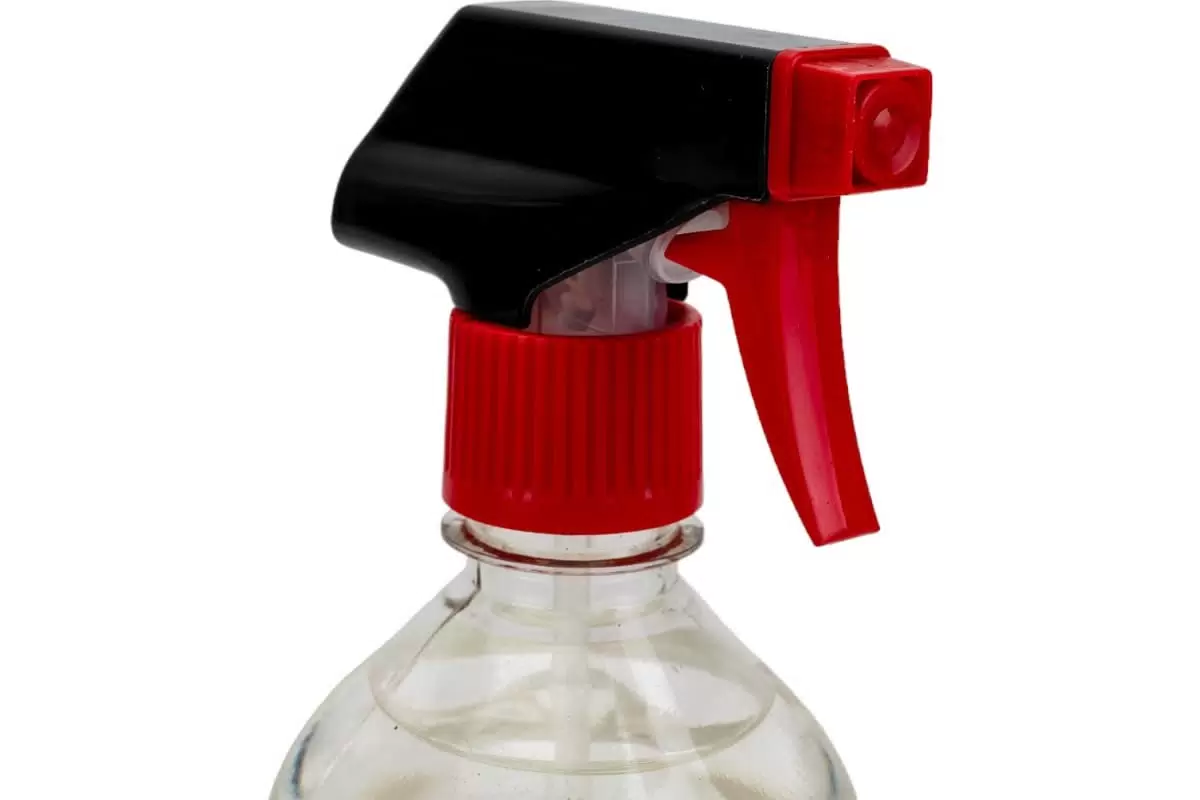 Näin irrotat kaikki tarrat ja liimajäljet jääkaapista sekä muista kodinkoneista – täydellinen opas, joka palauttaa laitteet kuin uusiksi