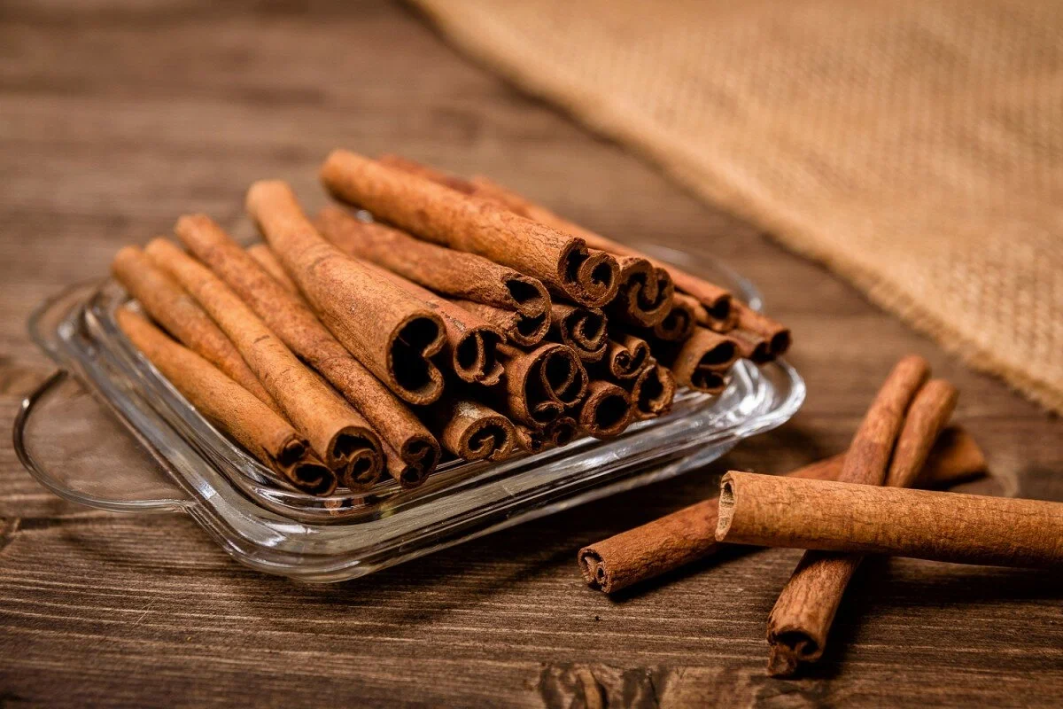 Kaneli ja etikka yhdessä – tämä täysin luonnollinen, lähes ilmainen ja uskomattoman monikäyttöinen yhdistelmä muuttaa arjen täysin