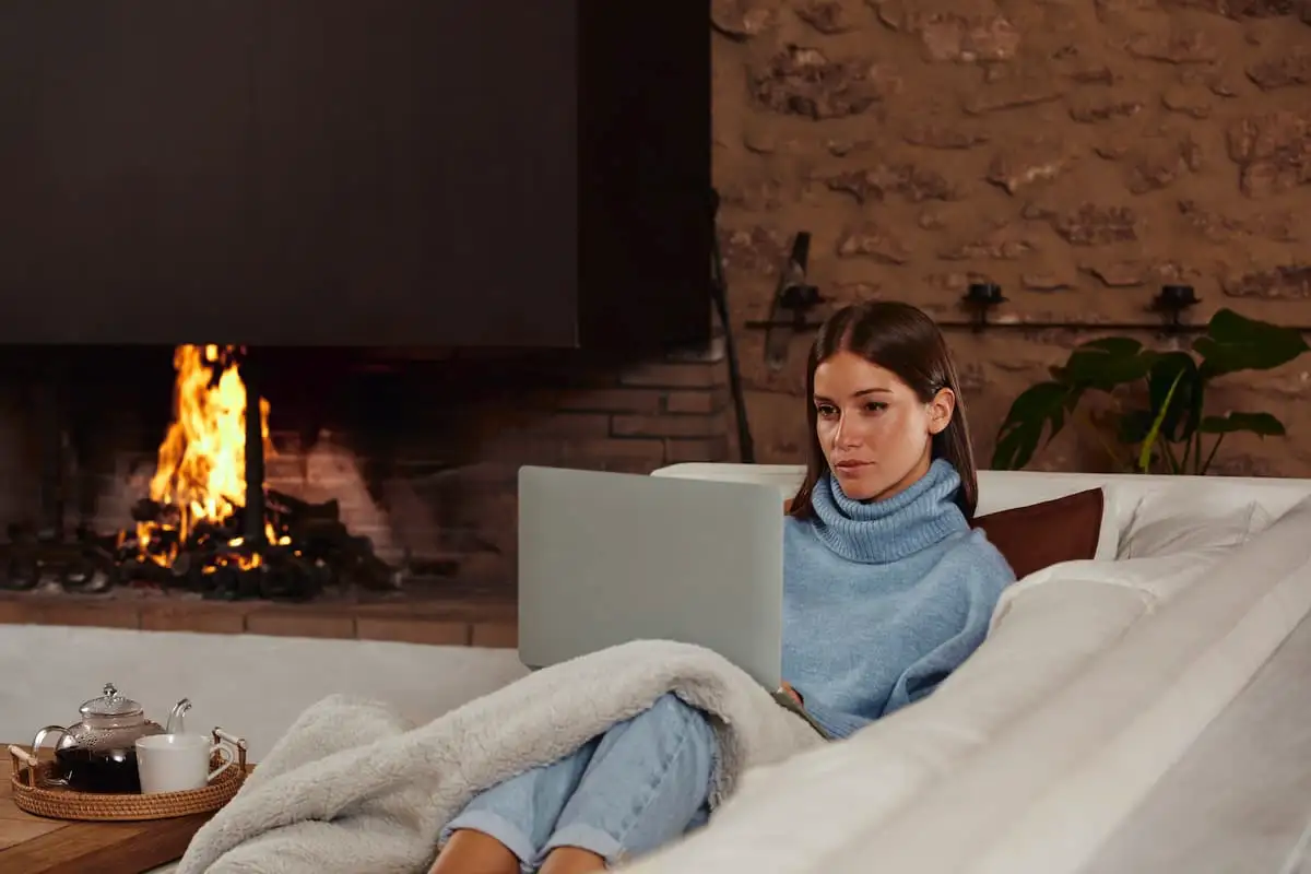 3 nerokasta tapaa, jotka nostavat sisälämpötilan jopa 8–12 °C täysin ilmaiseksi tai alle 50 eurolla