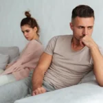 Narsisti suhteessa: Näin tunnistat heidän taktiikkansa ja manipulointinsa