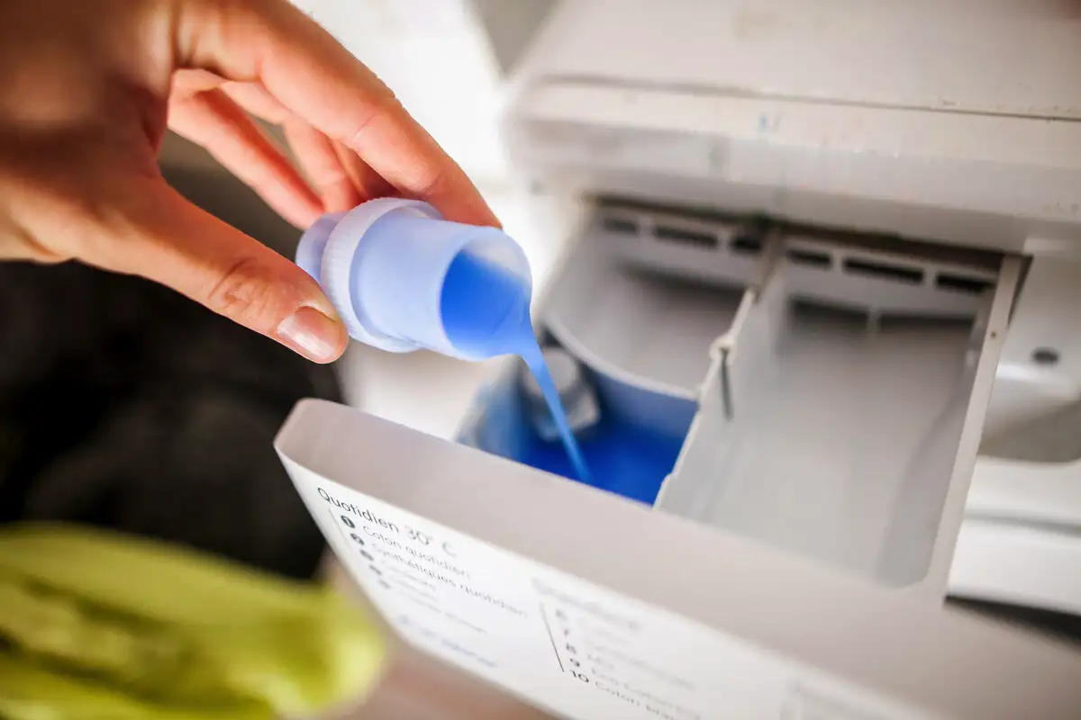 Ei Vessa Eikä Keittiö: Tämä Kodin Laite Kerää Eniten Mikrobeja – Salainen Lika Linkoaa Vastoinkäymisiä