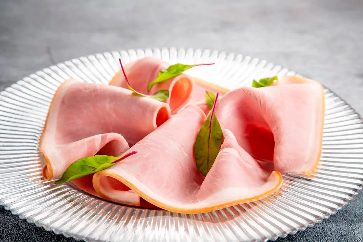 Raakamakkara – aivojen salainen supervoima, joka pitää mielen terävänä vuosikymmenet