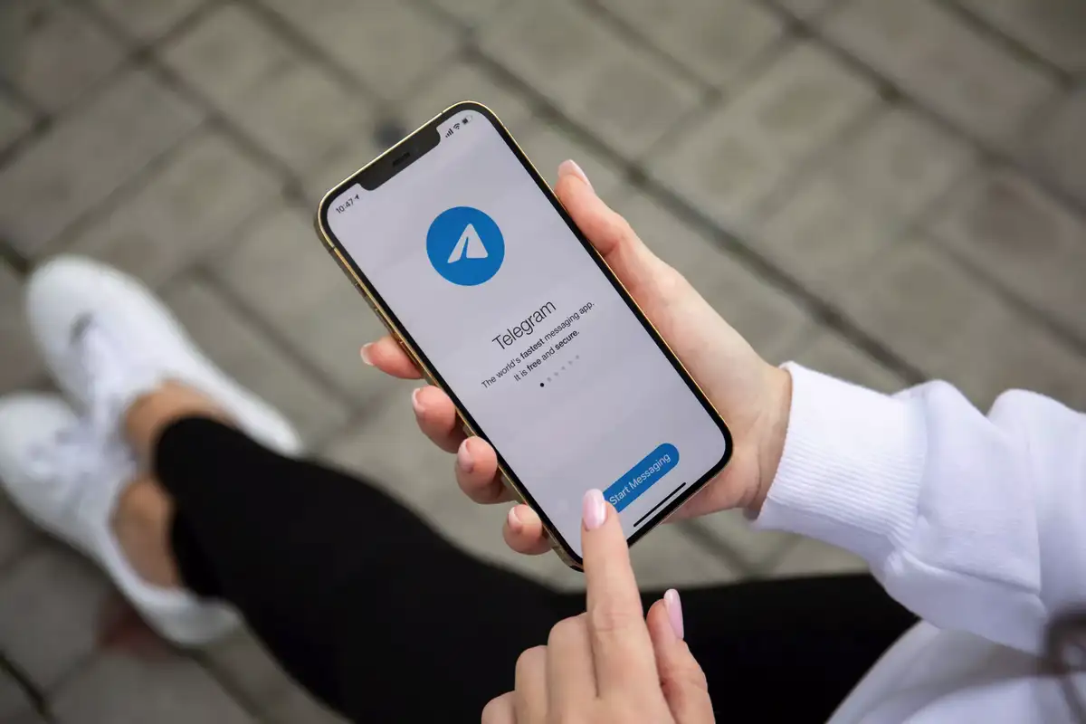 Ei Paniikkia: Näin Kirjaudut Telegramiin, Jos Tekstiviestit Ja Puhelut Eivät Tule Perille (Tai Olet Ulkomailla)