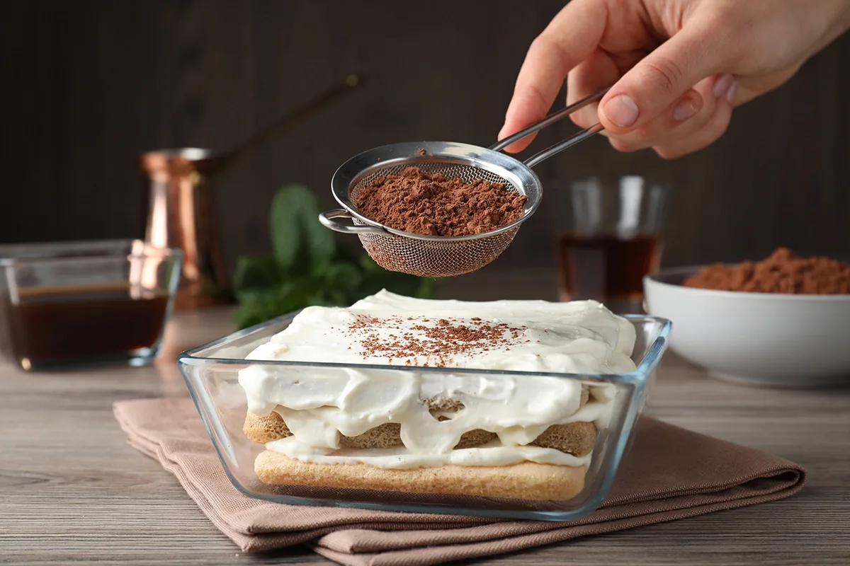 Tiramisù express ilman uunia, valmis 40 minuutissa, kesän 2026 ylivoimaisesti paras jälkiruoka