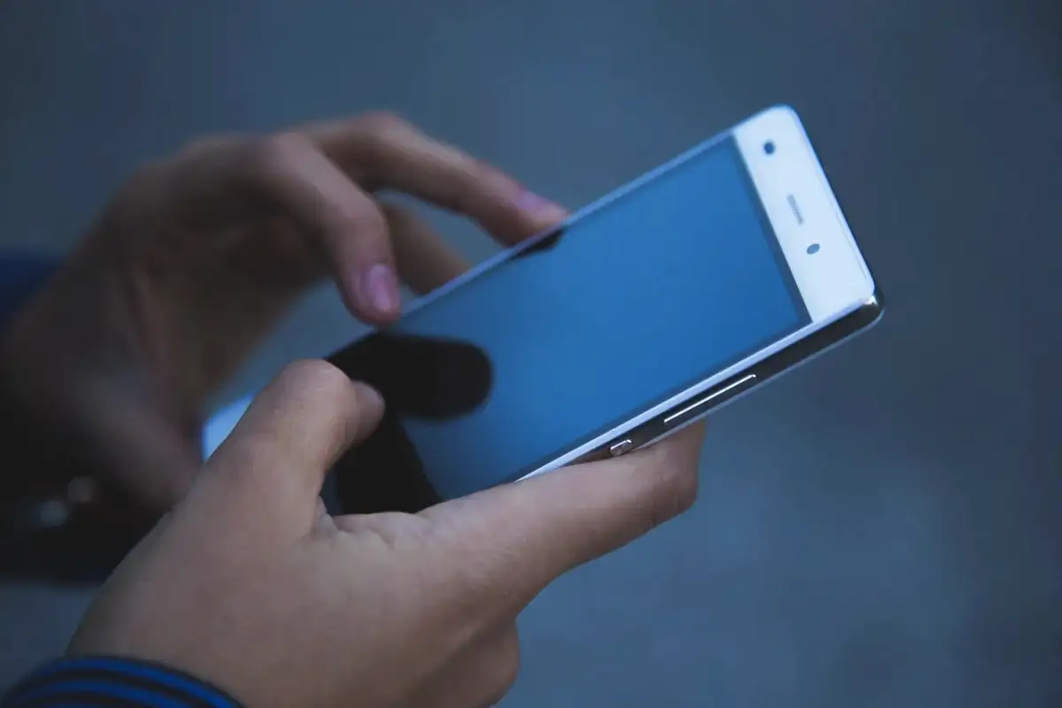 Uudelleen kunnostettu puhelin – miten tunnistat sen ja kannattaako ostaa?